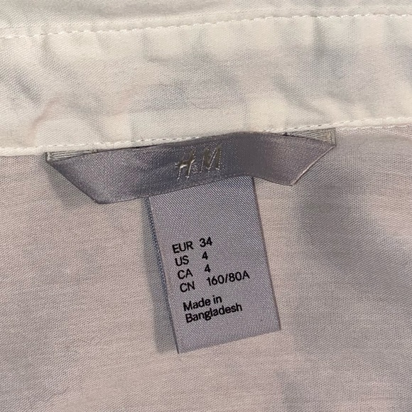 2 H&M White Blouses - Picture 9 of 9